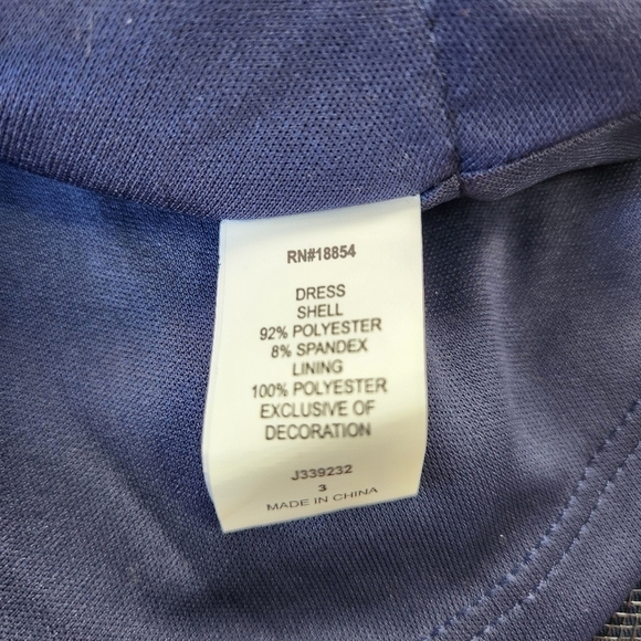 Dear Moon NWT  V-Neck Fit-and-Flare Velvet Dress Size 3 Juniors  Navy Blue - Picture 8 of 10